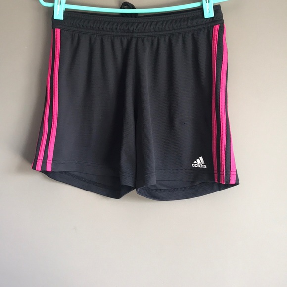 Shorts sport - Picture 1 of 2